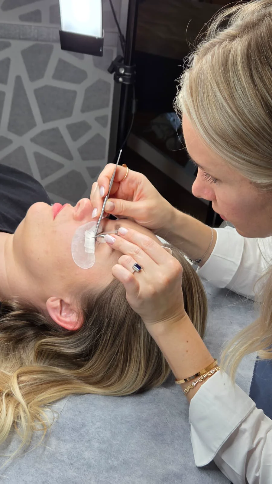 Lash extension result on a Naples client at Faciallash Lounge